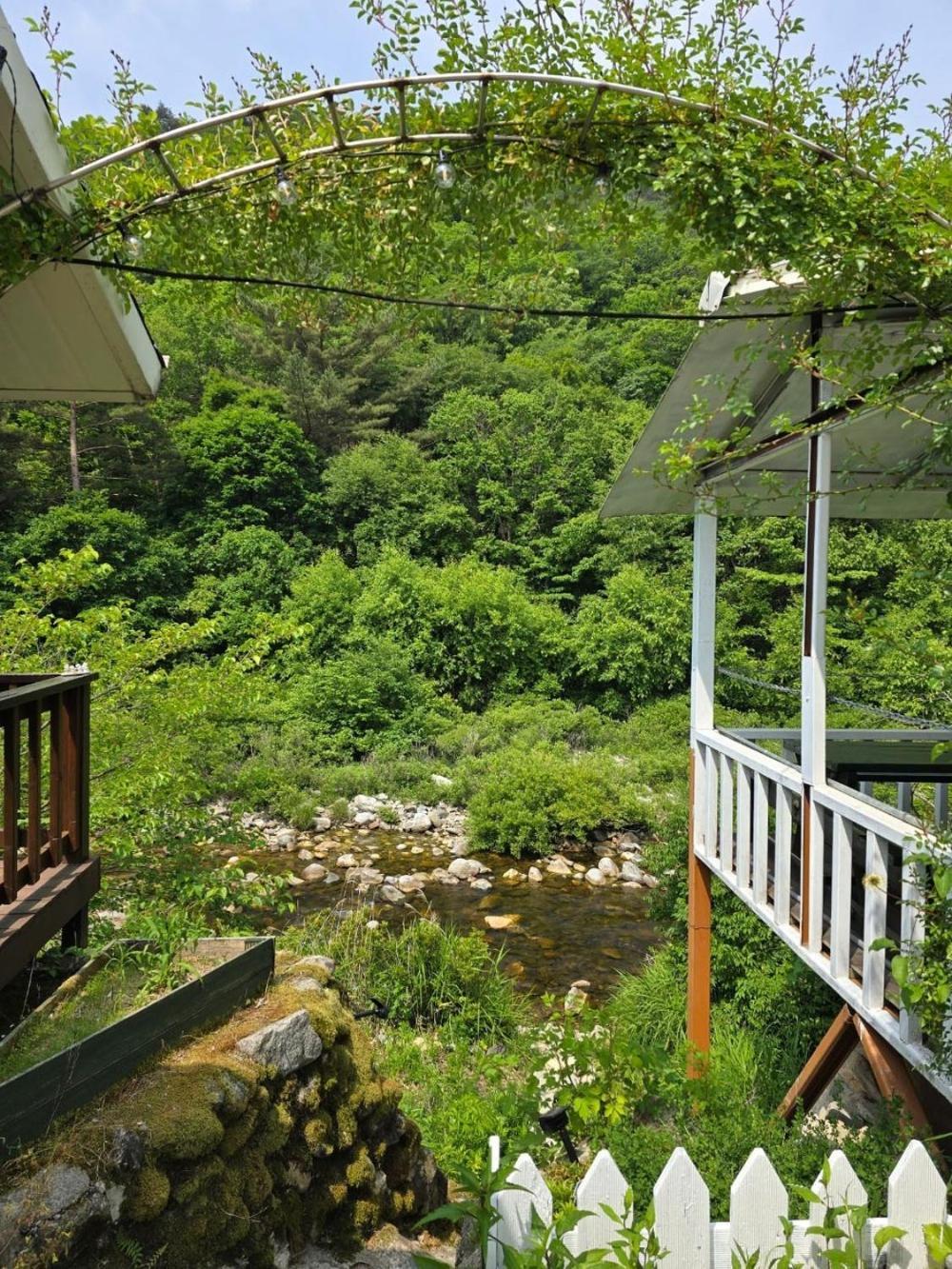 Pyeongchang Heungjeong Valley 409 Pension Exterior photo